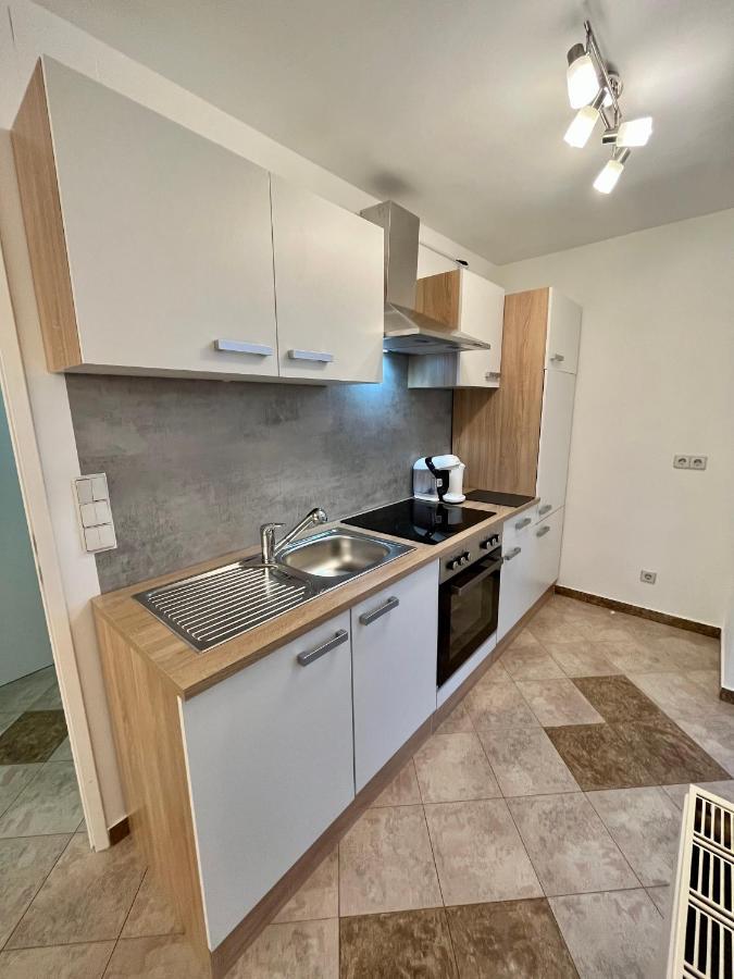 Traum Apartment Mit Pool+Balkon Wien Exterior foto